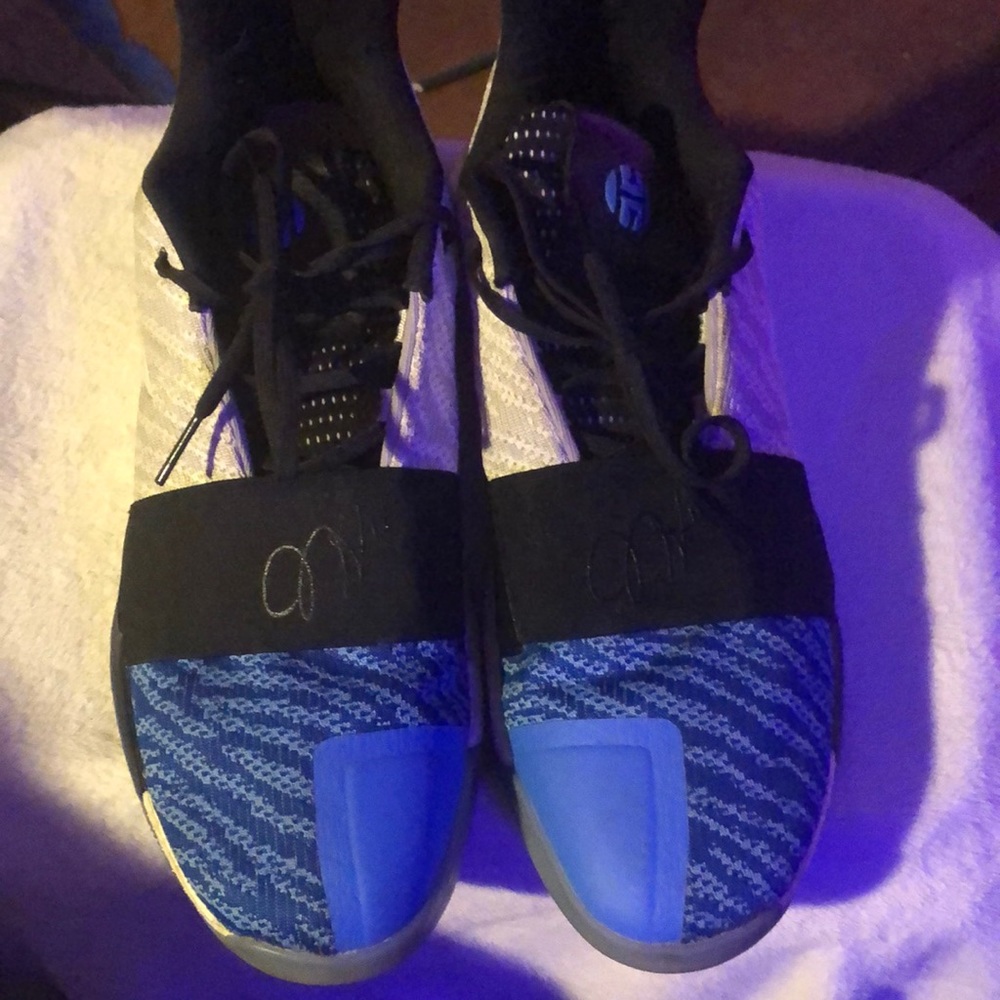 Harden vol 3 blue toe